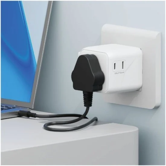 Smartix Premium 2 In 1 International Travel Adaptor - White